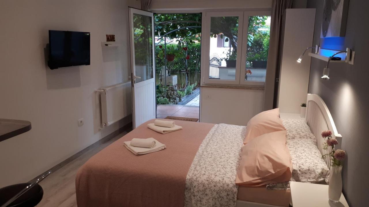 Guesthouse Mila Ρόβινι Εξωτερικό φωτογραφία